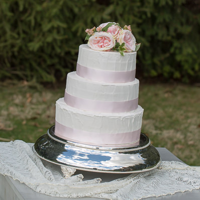 round silver cake stand